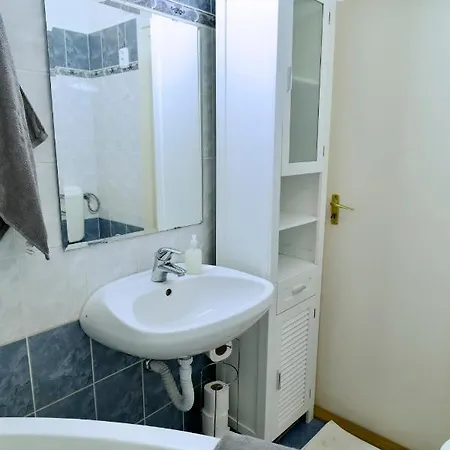 Panorama Apartman דירה *