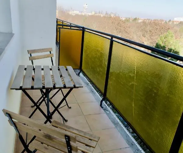 شقة Panorama Apartman Veszprém